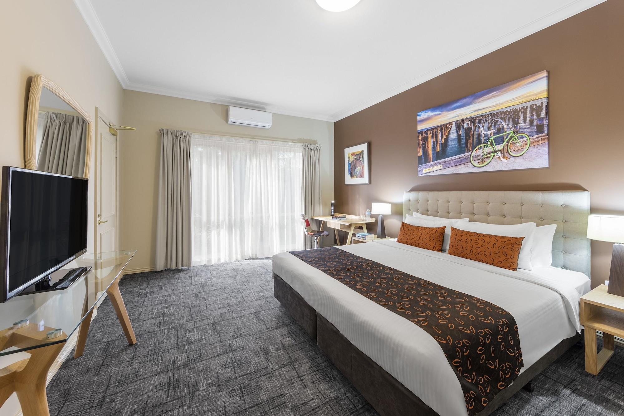 Kimberley Gardens Hotel, Serviced Apartments And Serviced Villas Мельбурн Экстерьер фото