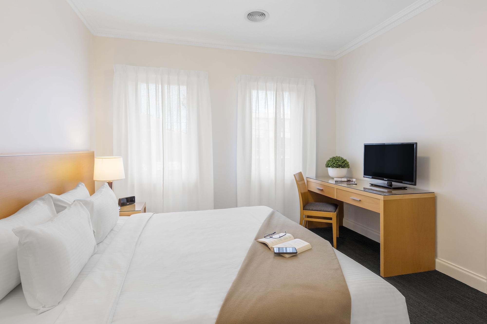 Kimberley Gardens Hotel, Serviced Apartments And Serviced Villas Мельбурн Экстерьер фото