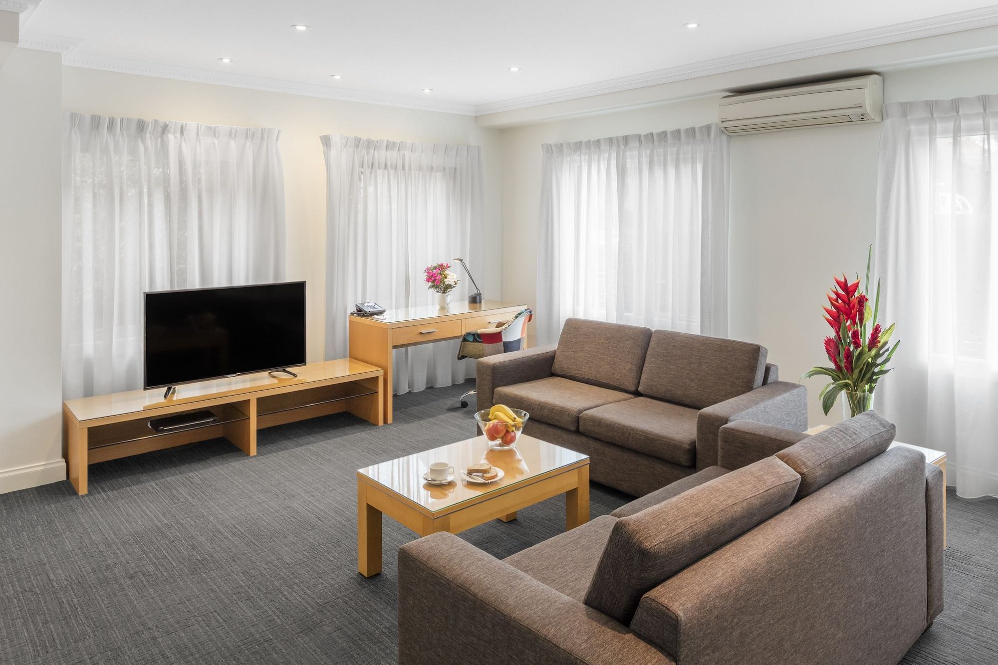 Kimberley Gardens Hotel, Serviced Apartments And Serviced Villas Мельбурн Экстерьер фото