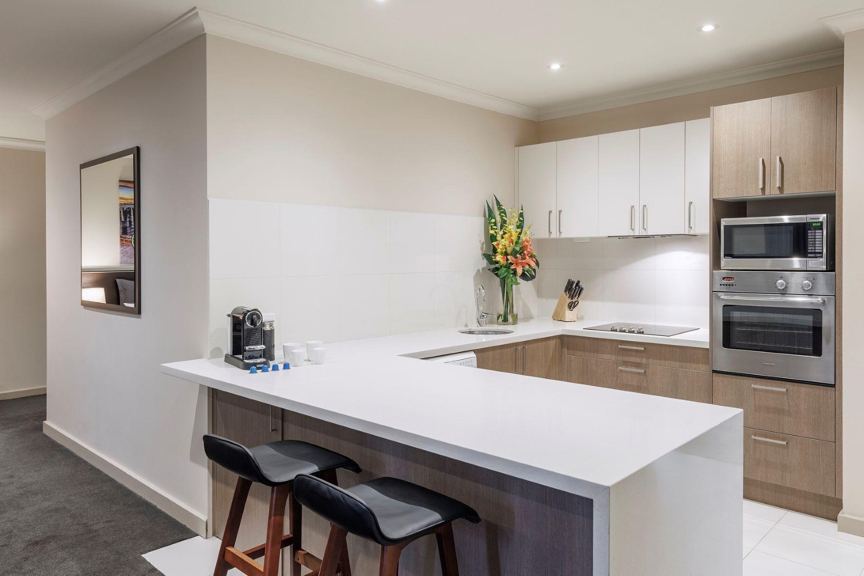 Kimberley Gardens Hotel, Serviced Apartments And Serviced Villas Мельбурн Экстерьер фото