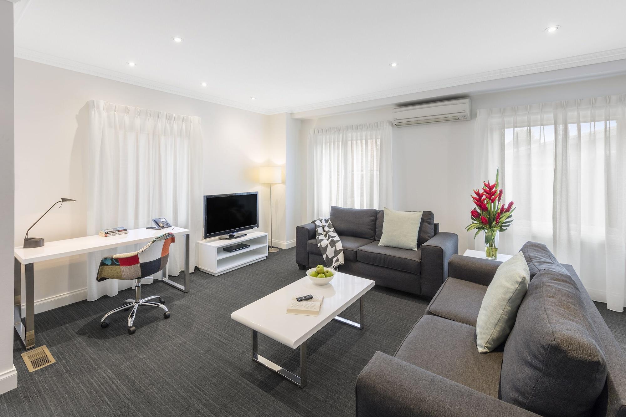 Kimberley Gardens Hotel, Serviced Apartments And Serviced Villas Мельбурн Экстерьер фото