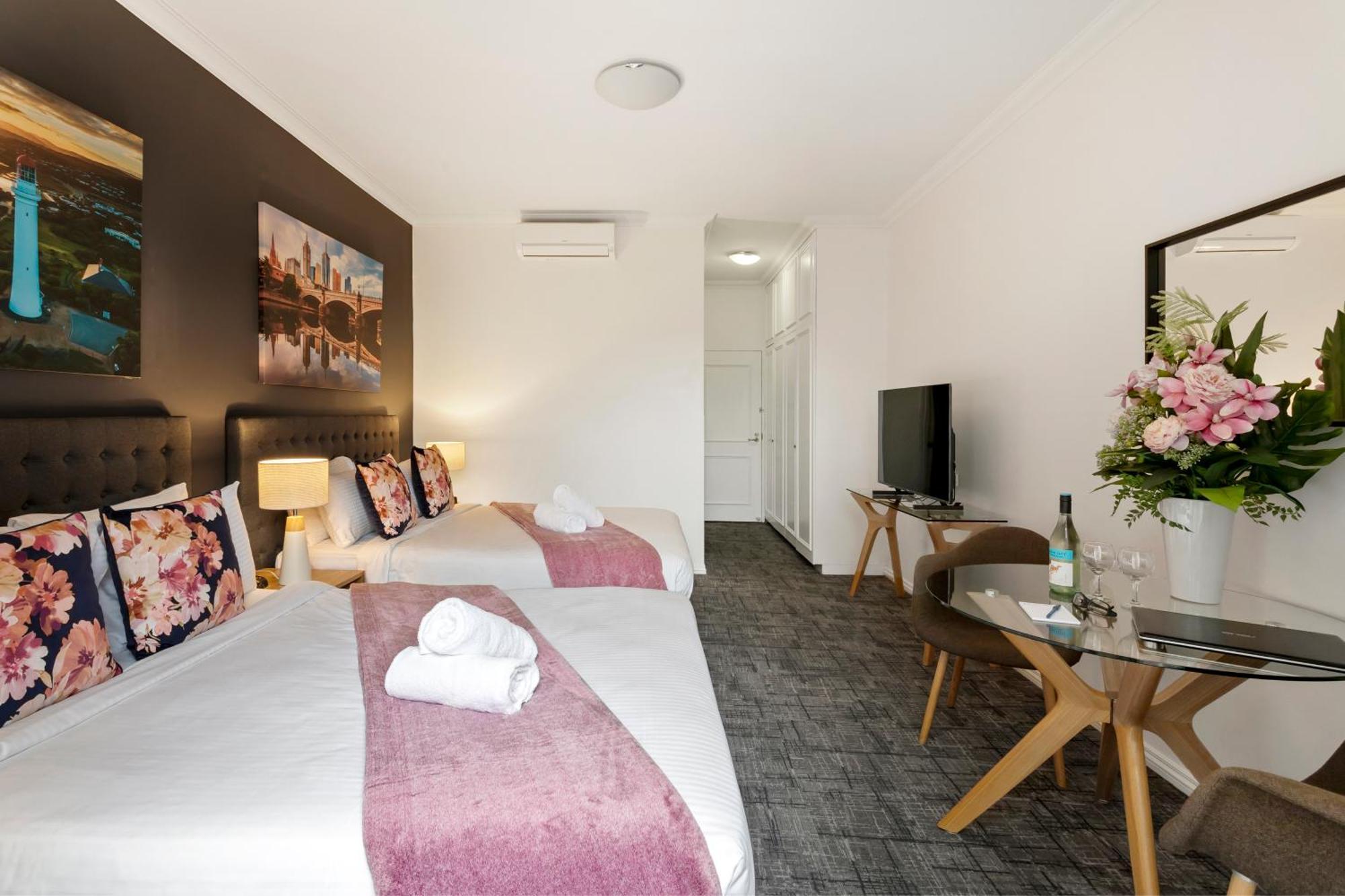 Kimberley Gardens Hotel, Serviced Apartments And Serviced Villas Мельбурн Экстерьер фото