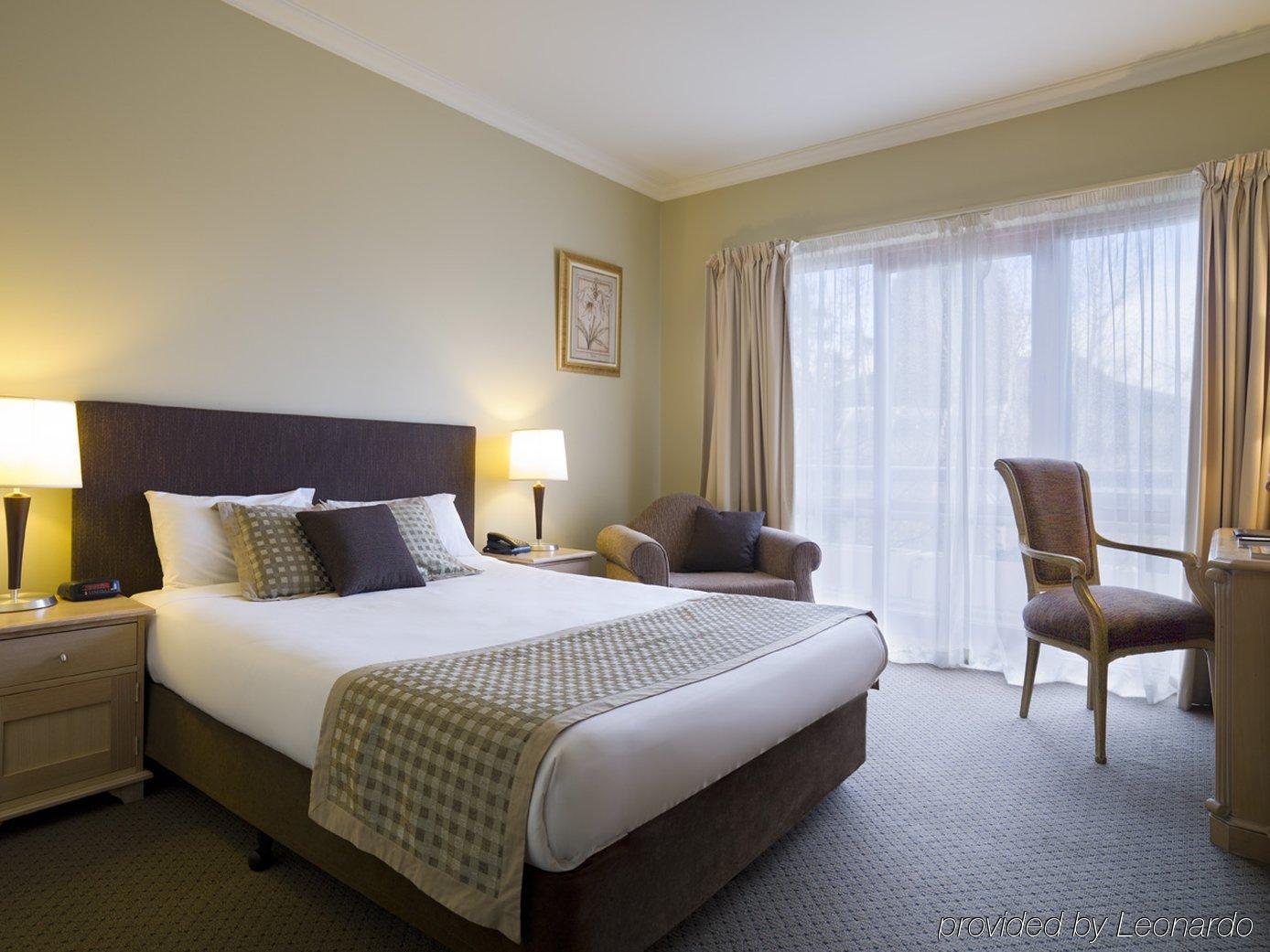 Kimberley Gardens Hotel, Serviced Apartments And Serviced Villas Мельбурн Номер фото