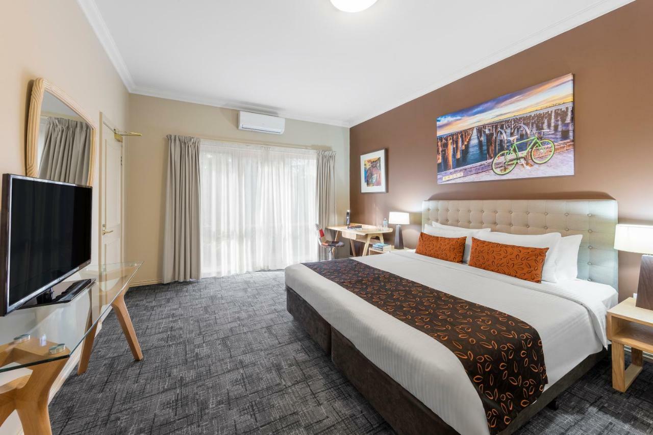 Kimberley Gardens Hotel, Serviced Apartments And Serviced Villas Мельбурн Экстерьер фото
