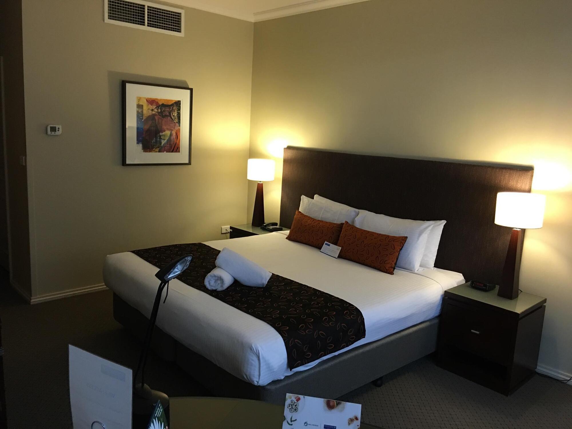 Kimberley Gardens Hotel, Serviced Apartments And Serviced Villas Мельбурн Экстерьер фото